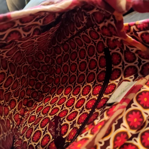 BUNDLE OF 2 VERA BRADLEY CARNABY TOTES GOOD CONDITION - 1 REVERSABLE - Picture 15 of 16